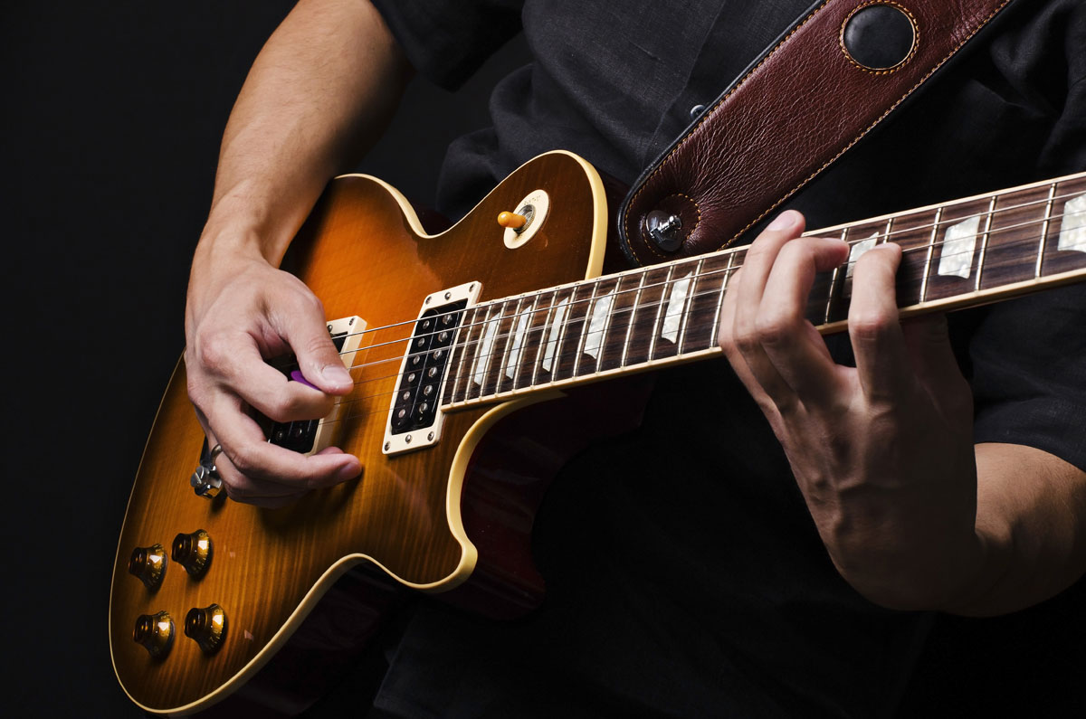 Amazing Guitar Found in Storage Unit
